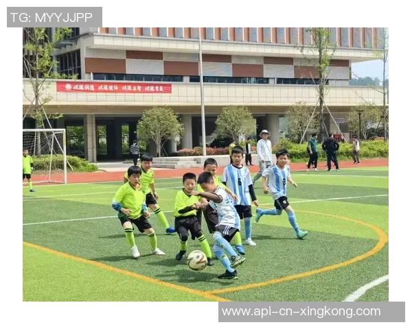 我爱足球的热情与梦想在绿茵场上绽放的美好瞬间